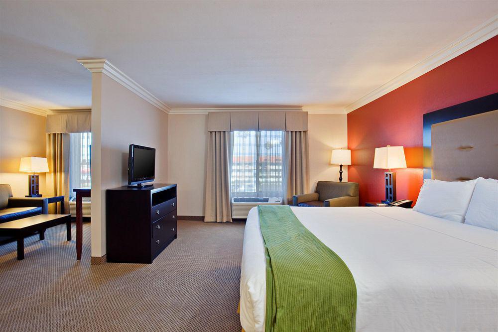 Holiday Inn Express Hotel & Suites Twentynine Palms, An Ihg Hotel Zimmer foto